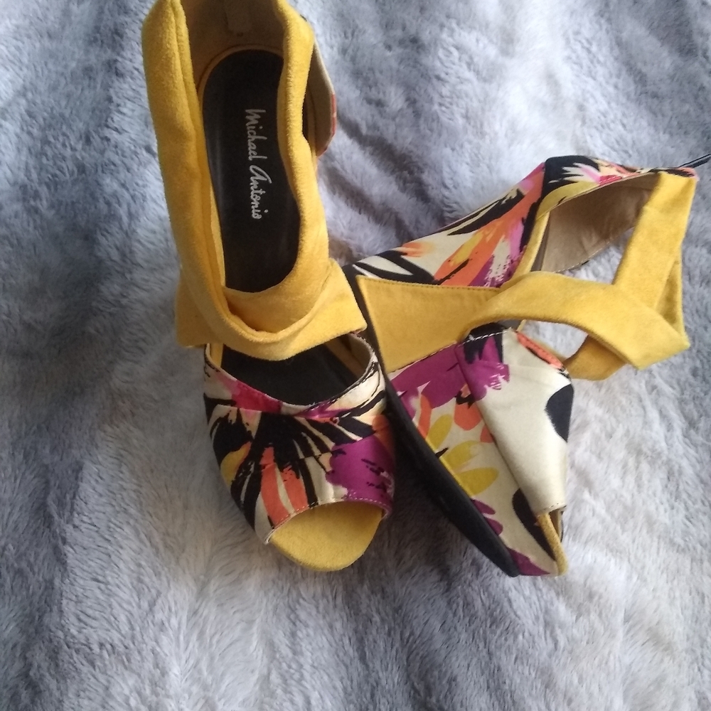 Michael Antonio Wedges